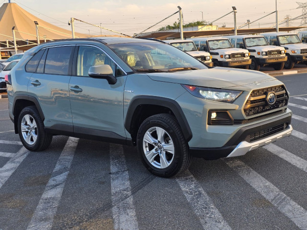 Toyota RAV 4 2019  Green LHD Hybrid AT SUV Crossover 2WD view 13