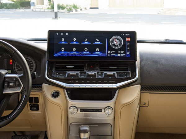 Toyota Land Cruiser 2016/ Black LHD Petrol AT SUV 4WD view 4
