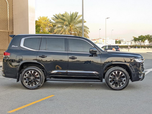 Toyota Land Cruiser 2016/ Black LHD Petrol AT SUV 4WD view 14