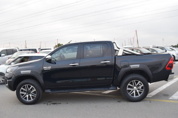 Toyota Hilux 2018  Black RHD Diesel MT Pickup 4WD view 10