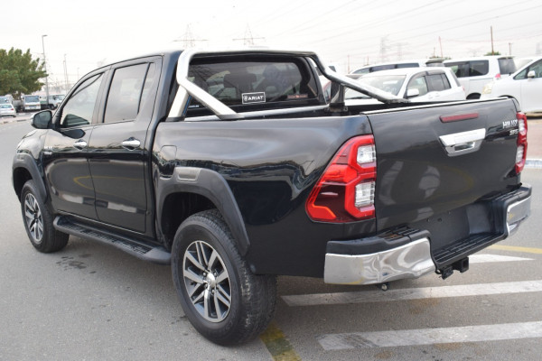 Toyota Hilux 2018  Black RHD Diesel MT Pickup 4WD view 13