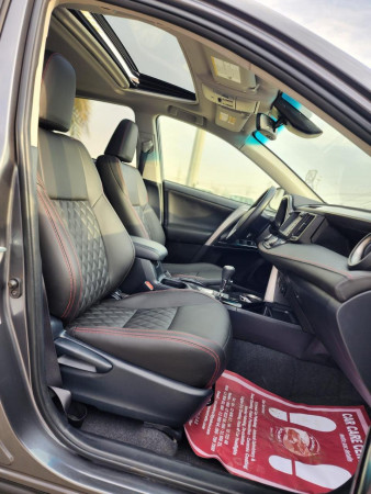 Toyota RAV 4 2016  Grey LHD Petrol AT SUV Crossover 4WD view 2