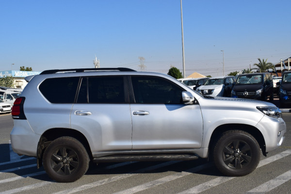 Toyota LAND CRUISER PRADO 2019  Silver RHD Diesel AT SUV 4WD view 2