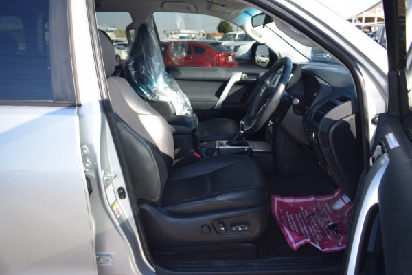 Toyota LAND CRUISER PRADO 2019  Silver RHD Diesel AT SUV 4WD view 5
