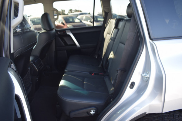 Toyota LAND CRUISER PRADO 2019  Silver RHD Diesel AT SUV 4WD view 8