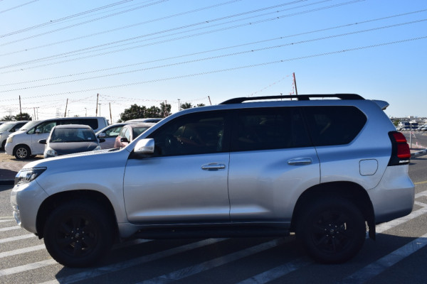 Toyota LAND CRUISER PRADO 2019  Silver RHD Diesel AT SUV 4WD view 12
