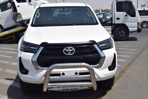 Toyota Hilux 2018  White RHD Diesel AT Pickup 4WD