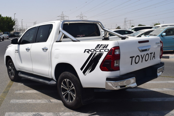 Toyota Hilux 2018  White RHD Diesel AT Pickup 4WD view 23