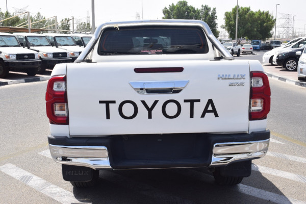 Toyota Hilux 2018  White RHD Diesel AT Pickup 4WD view 24