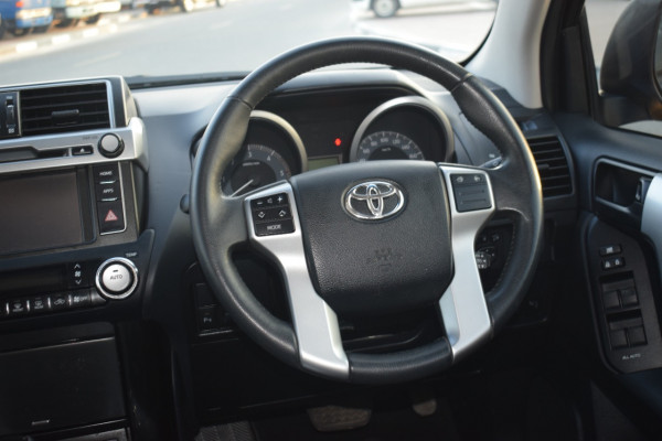 Toyota LAND CRUISER PRADO 2014  Grey RHD Diesel AT SUV 4WD view 9