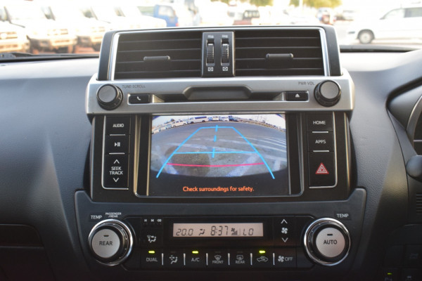 Toyota LAND CRUISER PRADO 2014  Grey RHD Diesel AT SUV 4WD view 18
