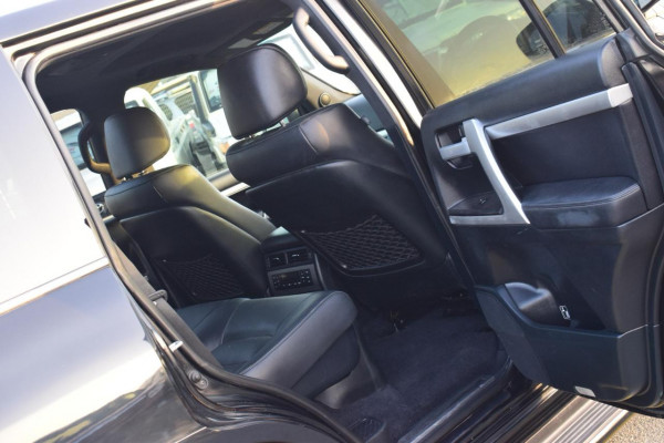 Toyota Land Cruiser 2018/ Black RHD Diesel AT SUV 4WD view 3