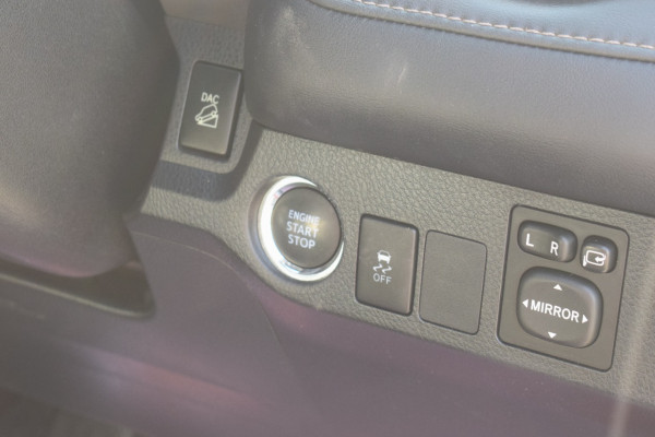 Toyota RAV 4 2015  Orange RHD Petrol AT SUV Crossover 2WD view 25
