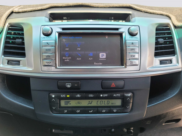 Toyota Hilux 2014  Black RHD Diesel AT Pickup 4WD view 3