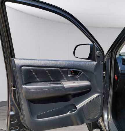 Toyota Hilux 2014  Black RHD Diesel AT Pickup 4WD view 10