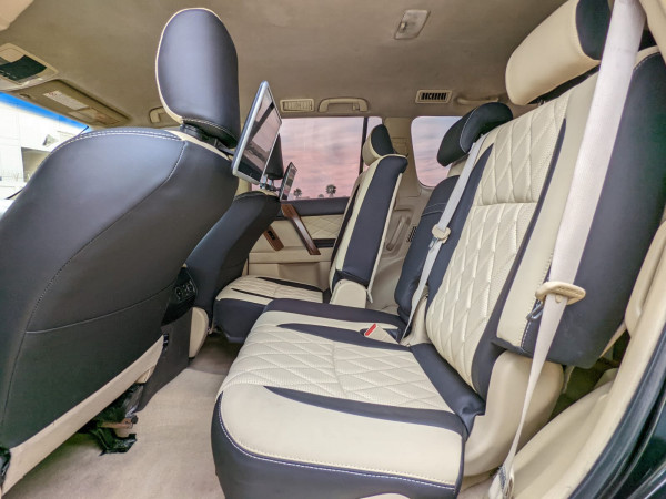 Toyota LAND CRUISER PRADO 2014  Black LHD Petrol AT SUV 4WD view 7