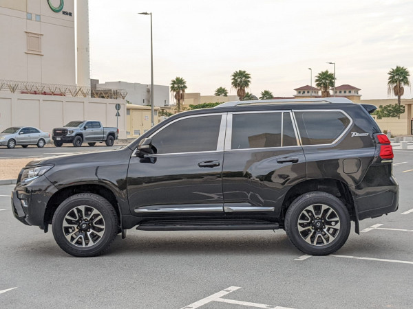 Toyota LAND CRUISER PRADO 2014  Black LHD Petrol AT SUV 4WD view 15