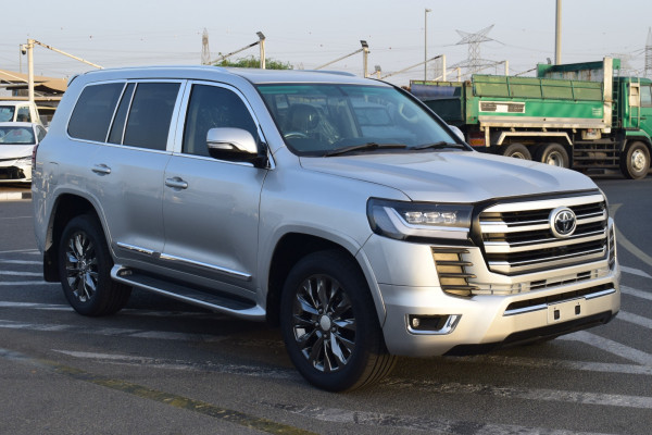 Toyota Land Cruiser 2016  Silver RHD Diesel AT SUV 4WD view 19