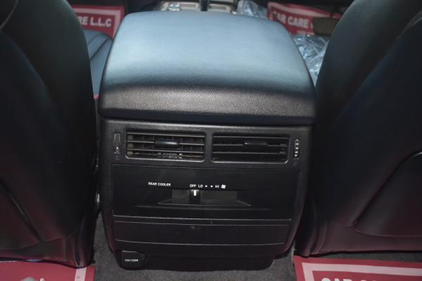 Toyota Land Cruiser 2020  White RHD Diesel AT SUV 4WD view 3