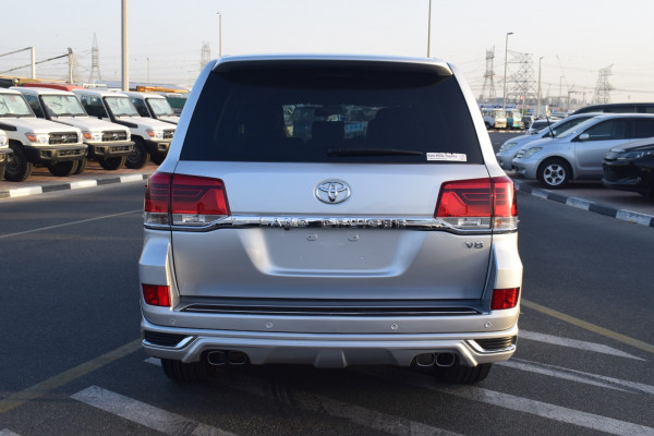 Toyota Land Cruiser 2020  White RHD Diesel AT SUV 4WD view 17