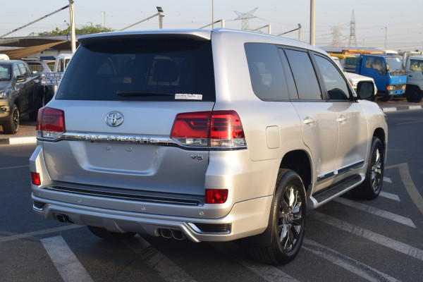 Toyota Land Cruiser 2020  White RHD Diesel AT SUV 4WD view 19