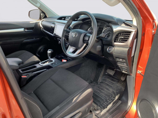 Toyota Hilux 2021/ Orange RHD Diesel AT Pickup 4WD view 15
