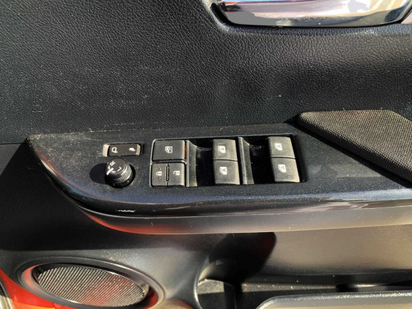 Toyota Hilux 2021/ Orange RHD Diesel AT Pickup 4WD view 17