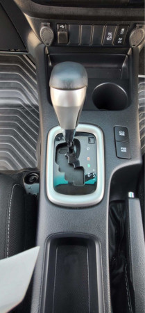 Toyota Hilux 2021/ White RHD Diesel AT Pickup 4WD view 3