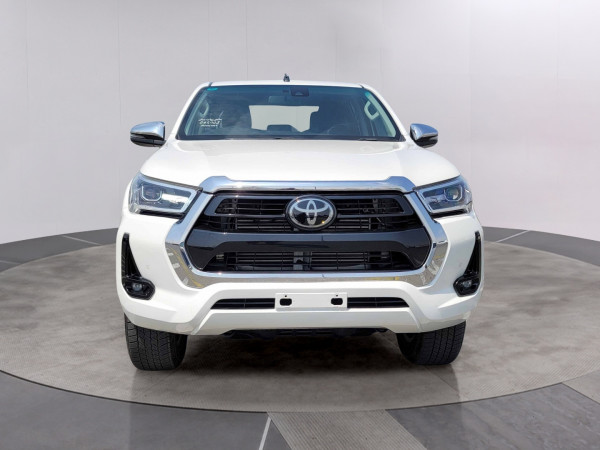 Toyota Hilux 2021/ White RHD Diesel AT Pickup 4WD view 16