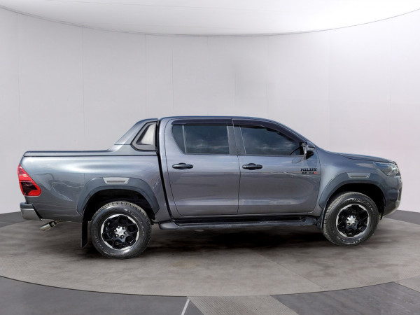 Toyota Hilux 2021/ Grey RHD Diesel AT Pickup 4WD view 7