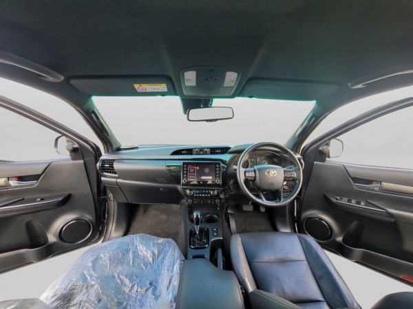 Toyota Hilux 2021/ Grey RHD Diesel AT Pickup 4WD view 11