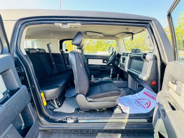 Toyota FJ Cruiser 2008  Black LHD Petrol AT SUV 4WD view 3