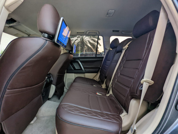 Toyota LAND CRUISER PRADO 2012/ Grey LHD Petrol AT SUV 4WD view 4