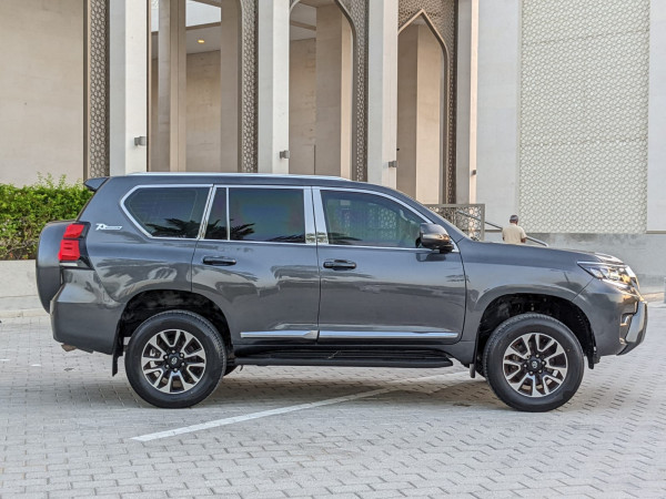 Toyota LAND CRUISER PRADO 2012/ Grey LHD Petrol AT SUV 4WD view 15