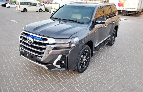 Toyota Land Cruiser 2009/ Grey LHD Petrol AT SUV 4WD view 13