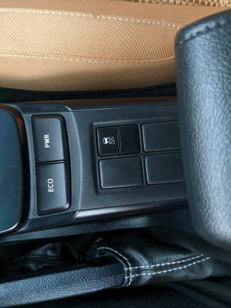 Toyota Fortuner 2023/ Silver LHD Petrol AT SUV 4WD view 10