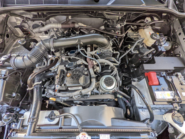 Toyota Fortuner 2023/ Silver LHD Petrol AT SUV 4WD view 11