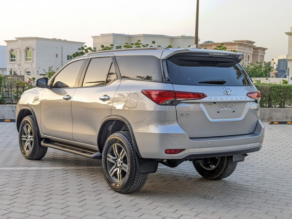 Toyota Fortuner 2023/ Silver LHD Petrol AT SUV 4WD view 12