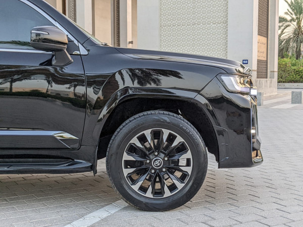 Toyota Land Cruiser 2012/ Black LHD Petrol AT SUV 4WD view 5