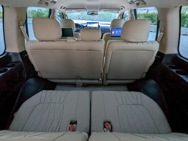 Toyota Land Cruiser 2012/ Black LHD Petrol AT SUV 4WD view 8