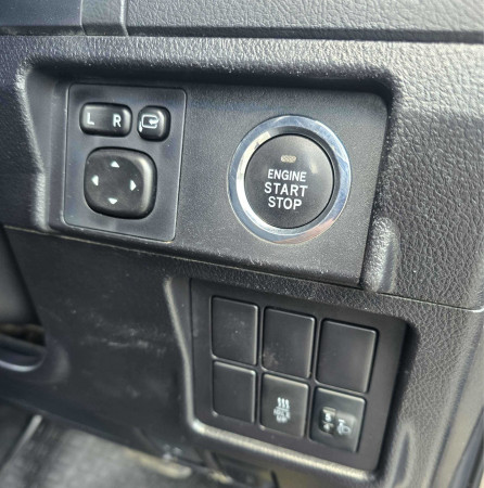 Toyota LAND CRUISER PRADO 2015/ Brown RHD Diesel AT SUV 4WD view 4