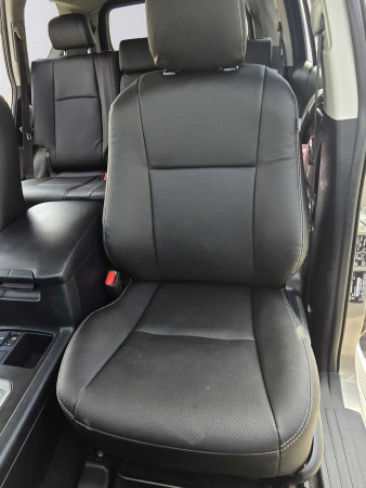 Toyota LAND CRUISER PRADO 2015/ Brown RHD Diesel AT SUV 4WD view 9