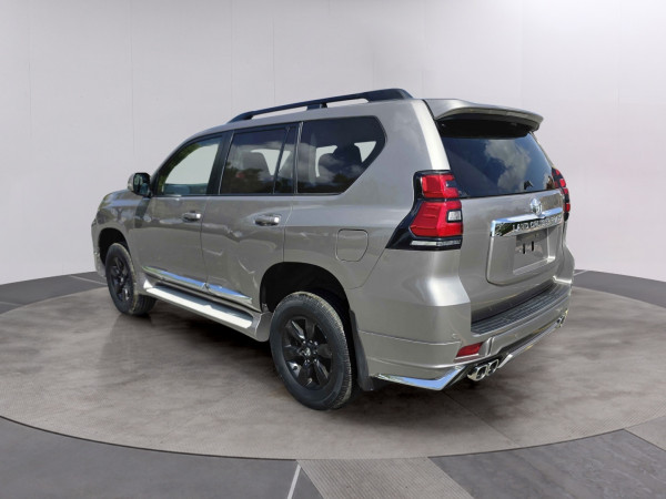 Toyota LAND CRUISER PRADO 2015/ Brown RHD Diesel AT SUV 4WD view 26