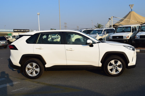 Toyota RAV 4 2019/ White RHD Petrol AT SUV Crossover 2WD
