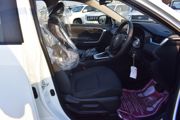 Toyota RAV 4 2019/ White RHD Petrol AT SUV Crossover 2WD view 4