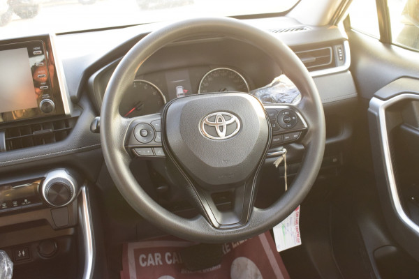 Toyota RAV 4 2019/ White RHD Petrol AT SUV Crossover 2WD view 8