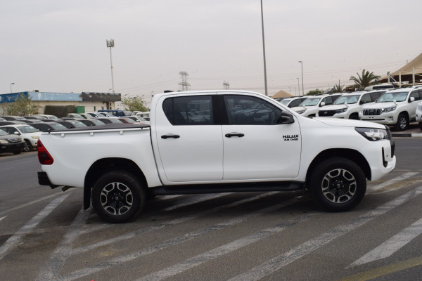 Toyota Hilux 2022/ White RHD Diesel AT Pickup 4WD view 14