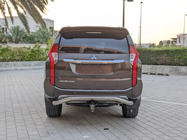 Mitsubishi Montero 2017/ Brown LHD Petrol AT SUV 2WD view 13
