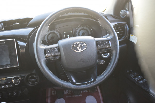 Toyota Hilux 2019/ Grey RHD Diesel MT Pickup 4WD view 2