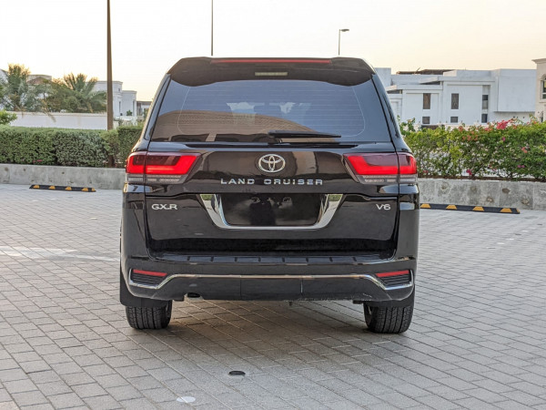 Toyota Land Cruiser 2013/ Black LHD Petrol AT SUV 4WD view 12